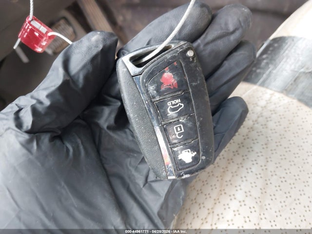 44961771 :رقم المزاد ، 5XYZU3LA3DG023810 vin ، 2013 Hyundai Santa Fe Sport 2.0t مزاد بيع