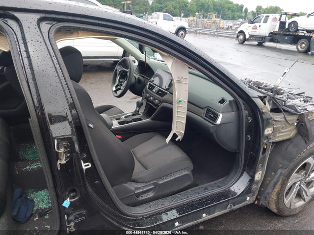 Продажа на аукционе авто 2018 Honda Accord Ex, vin: 1HGCV1F48JA038815, номер лота: 44961780