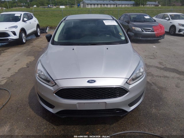 Aukcja sprzedaży 2015 Ford Focus S, vin: 1FADP3E20FL357233, numer aukcji: 44961860