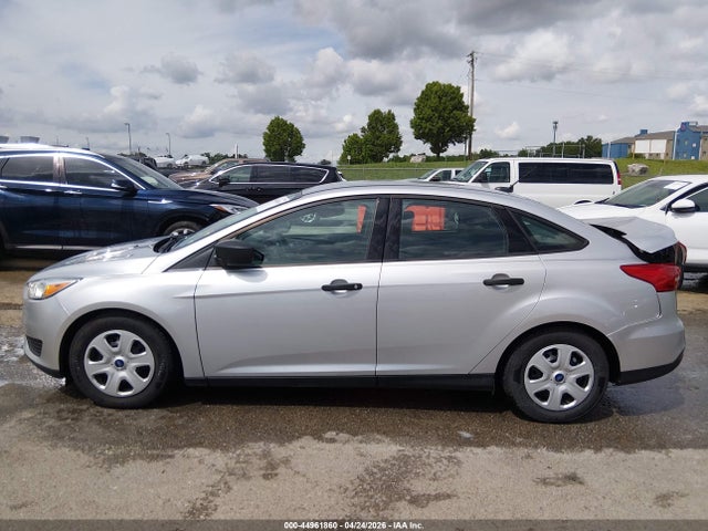 Aukcja sprzedaży 2015 Ford Focus S, vin: 1FADP3E20FL357233, numer aukcji: 44961860