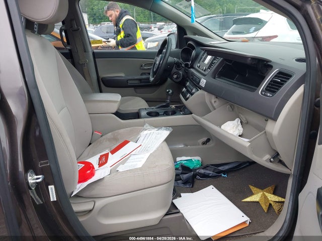 Продаж на аукціоні авто 2015 Kia Sedona Lx, vin: KNDMB5C12F6038090, номер лоту: 44961884