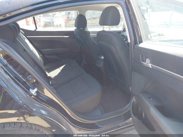 44961886 :رقم المزاد ، 5NPD74LF9KH441684 vin ، 2019 Hyundai Elantra Se مزاد بيع