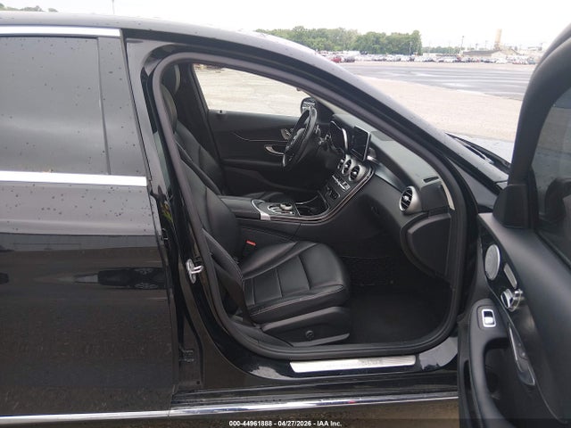 Aukcja sprzedaży 2017 Mercedes-benz C 300 4matic, vin: 55SWF4KB0HU199142, numer aukcji: 44961888