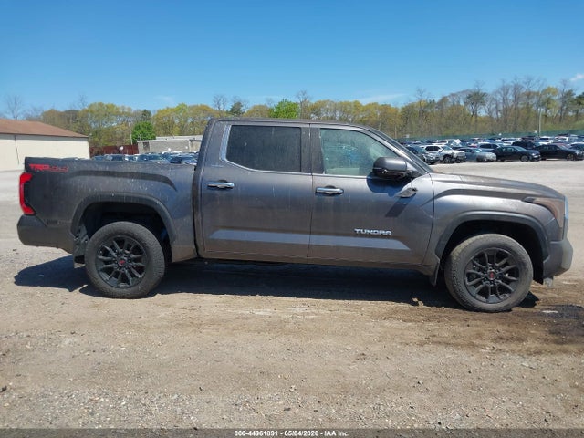 44961891 :رقم المزاد ، 5TFJA5DB6NX001971 vin ، 2022 Toyota Tundra Limited مزاد بيع