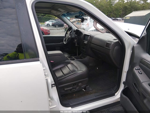 Auction sale of the 2002 Ford Explorer Limited, vin: 1FMDU75W12ZA95710, lot number: 44961894