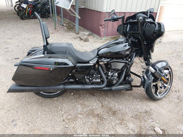 Продажа на аукционе авто 2024 Harley-davidson Flhx, vin: 1HD1KB717RB621924, номер лота: 44961896