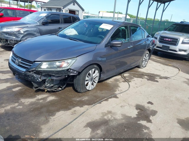 Продажа на аукционе авто 2015 Honda Accord Lx, vin: 1HGCR2F31FA161445, номер лота: 44961935