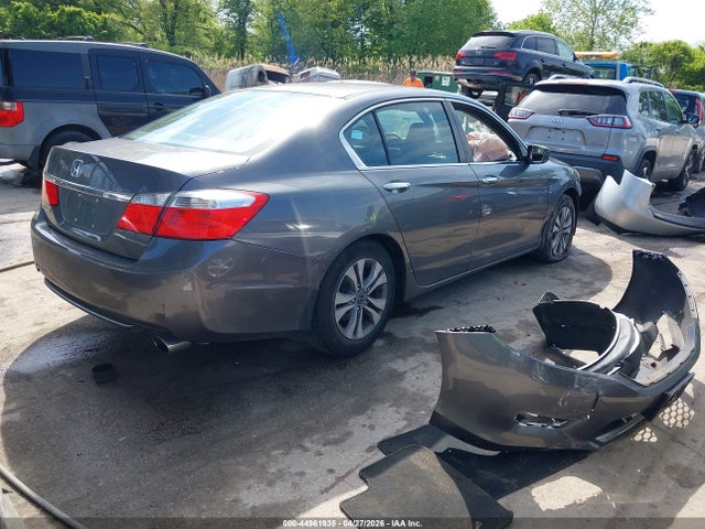 Продажа на аукционе авто 2015 Honda Accord Lx, vin: 1HGCR2F31FA161445, номер лота: 44961935