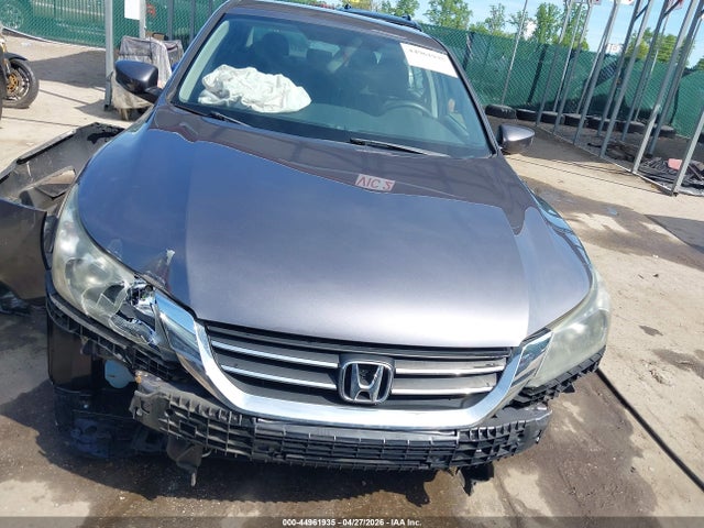 Продажа на аукционе авто 2015 Honda Accord Lx, vin: 1HGCR2F31FA161445, номер лота: 44961935