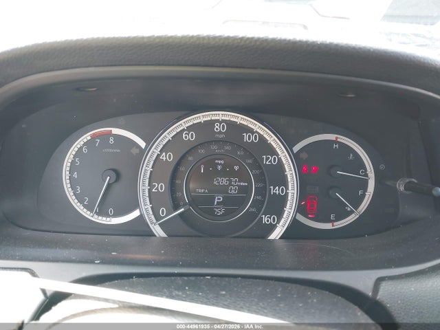 Продажа на аукционе авто 2015 Honda Accord Lx, vin: 1HGCR2F31FA161445, номер лота: 44961935