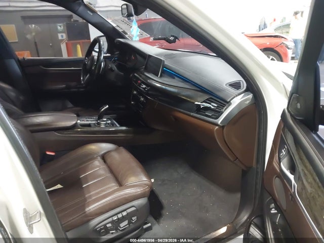 Продажа на аукционе авто 2015 Bmw X5 Xdrive35i, vin: 5UXKR0C57F0K63759, номер лота: 44961956