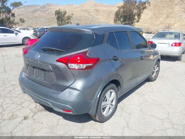 Nissan KICKS S 2019 3N1CP5CU2KL496402 Image 4