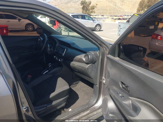 Nissan KICKS S 2019 3N1CP5CU2KL496402 Image 5