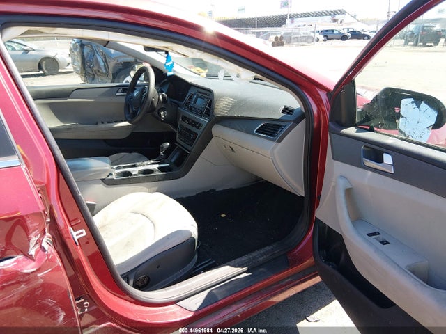 44961984 :رقم المزاد ، 5NPE24AFXFH083331 vin ، 2015 Hyundai Sonata Se مزاد بيع
