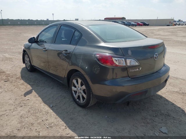 44961994 :رقم المزاد ، JM1BL1VF8B1470728 vin ، 2011 Mazda Mazda3 I Touring مزاد بيع