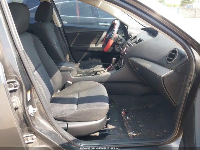 44961994 :رقم المزاد ، JM1BL1VF8B1470728 vin ، 2011 Mazda Mazda3 I Touring مزاد بيع