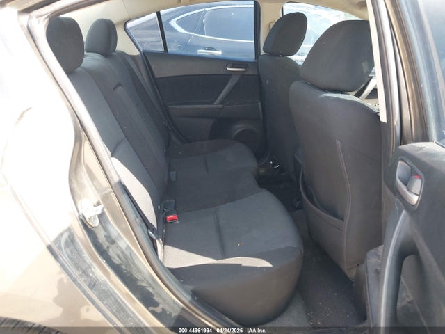 44961994 :رقم المزاد ، JM1BL1VF8B1470728 vin ، 2011 Mazda Mazda3 I Touring مزاد بيع
