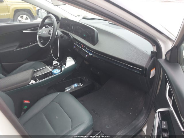 44962002 :رقم المزاد ، KNDC3DLC8N5030097 vin ، 2022 Kia Ev6 Gt-line مزاد بيع