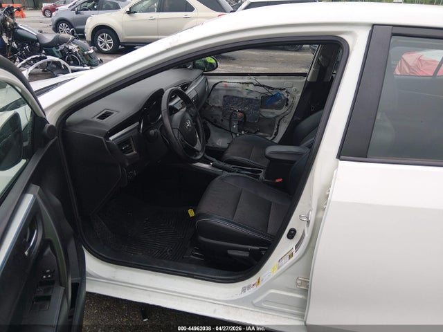 44962038 :رقم المزاد ، 2T1BURHE3FC435224 vin ، 2015 Toyota Corolla S Plus مزاد بيع