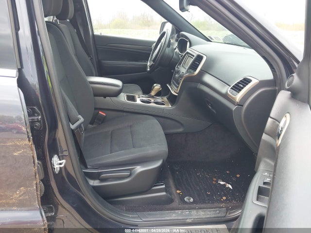 44962051 :رقم المزاد ، 1C4RJFAG9GC414390 vin ، 2016 Jeep Grand Cherokee Laredo مزاد بيع
