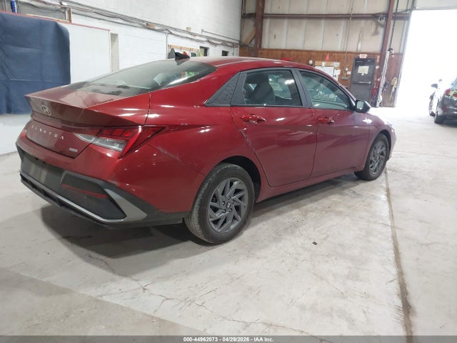 2024 Hyundai Elantra Hybrid Blue მანქანა იყიდება აუქციონზე, vin: KMHLM4DJ2RU113932, აუქციონის ნომერი: 44962073
