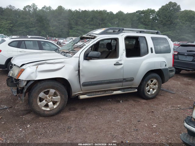44962077 :رقم المزاد ، 5N1AN0NU2DN819646 vin ، 2013 Nissan Xterra S مزاد بيع