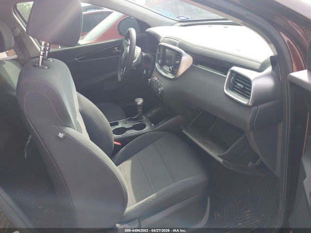 5XYPG4A32KG464978 KIA Sorento 2.4l Lx