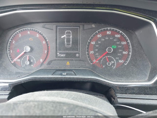 Aukcja sprzedaży 2019 Volkswagen Jetta 1.4t R-line/1.4t S/1.4t Se, vin: 3VWC57BU4KM206958, numer aukcji: 44962095