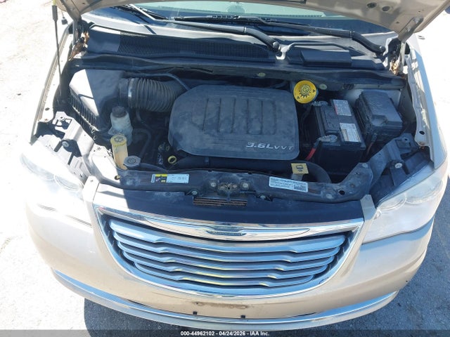 44962102 :رقم المزاد ، 2C4RC1BG1ER188779 vin ، 2014 Chrysler Town & Country Touring مزاد بيع