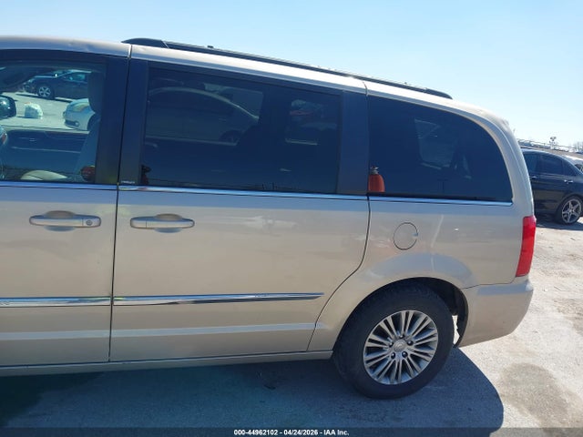 44962102 :رقم المزاد ، 2C4RC1BG1ER188779 vin ، 2014 Chrysler Town & Country Touring مزاد بيع