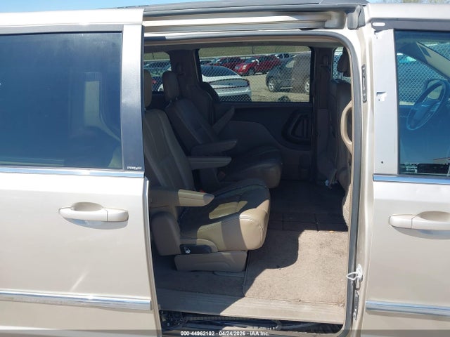 44962102 :رقم المزاد ، 2C4RC1BG1ER188779 vin ، 2014 Chrysler Town & Country Touring مزاد بيع