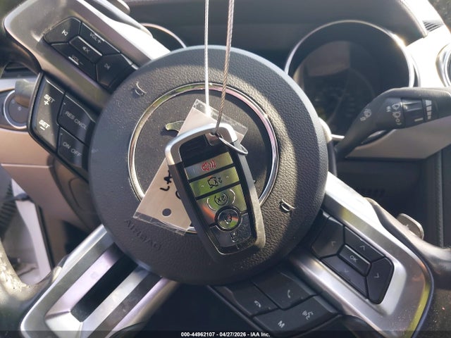44962107 :رقم المزاد ، 1FATP8UH5J5154978 vin ، 2018 Ford Mustang Ecoboost Premium مزاد بيع