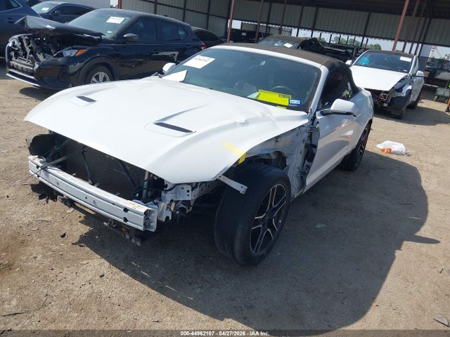44962107 :رقم المزاد ، 1FATP8UH5J5154978 vin ، 2018 Ford Mustang Ecoboost Premium مزاد بيع