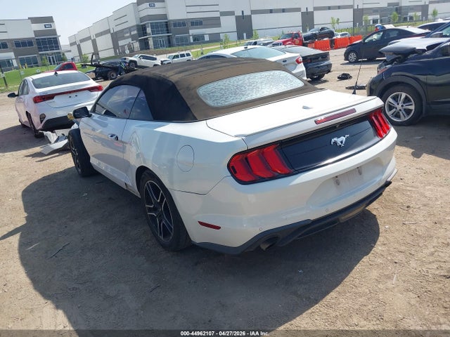 44962107 :رقم المزاد ، 1FATP8UH5J5154978 vin ، 2018 Ford Mustang Ecoboost Premium مزاد بيع