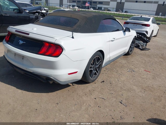 44962107 :رقم المزاد ، 1FATP8UH5J5154978 vin ، 2018 Ford Mustang Ecoboost Premium مزاد بيع