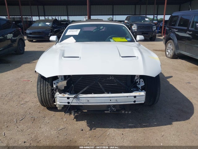 44962107 :رقم المزاد ، 1FATP8UH5J5154978 vin ، 2018 Ford Mustang Ecoboost Premium مزاد بيع