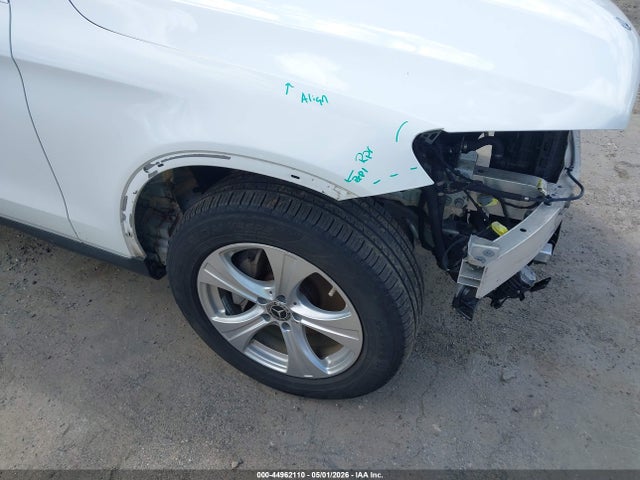 WDC0G4KB4JV093069 Mercedes-Benz Glc 300 4matic
