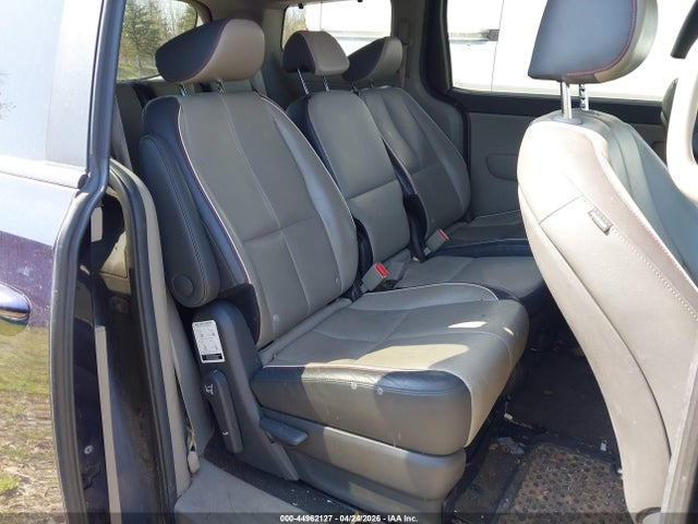 Продаж на аукціоні авто 2018 Kia Sedona Lx, vin: KNDMB5C1XJ6372621, номер лоту: 44962127