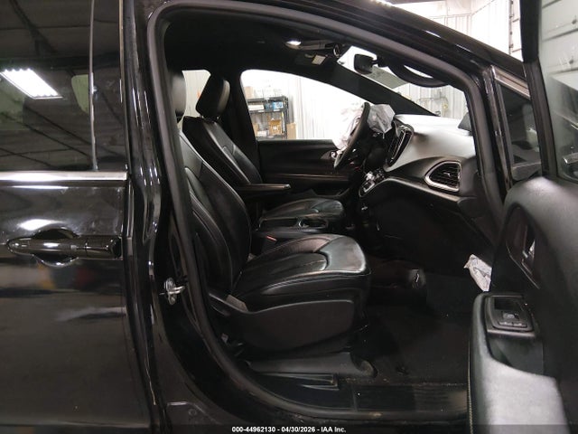 Продажа на аукционе авто 2025 Chrysler Pacifica Select, vin: 2C4RC1BG9SR507423, номер лота: 44962130