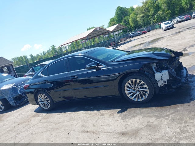44962136 :رقم المزاد ، 58ABZ1B13KU025825 vin ، 2019 Lexus Es 350 Luxury مزاد بيع