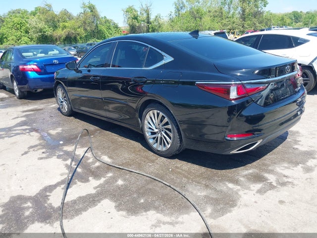 44962136 :رقم المزاد ، 58ABZ1B13KU025825 vin ، 2019 Lexus Es 350 Luxury مزاد بيع