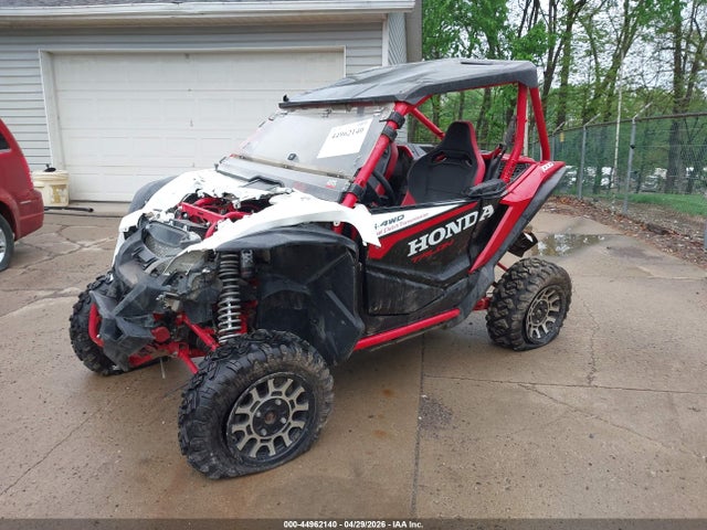 1HFVE0502R4500088 Honda Sxs1000 S2x