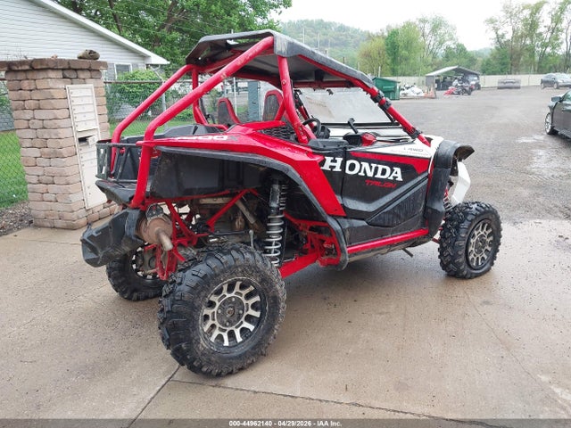 1HFVE0502R4500088 Honda Sxs1000 S2x