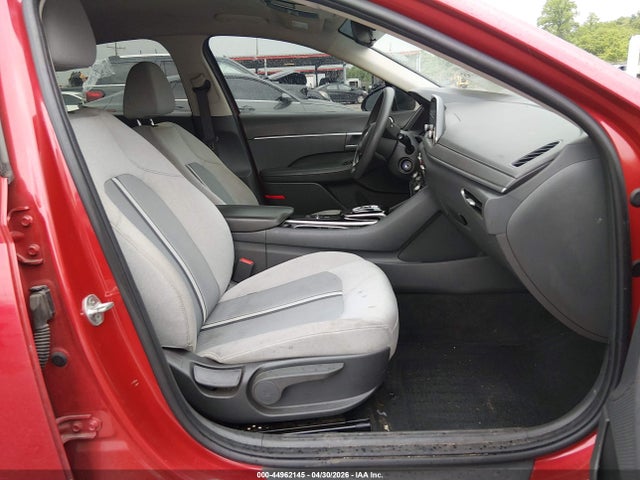 44962145 :رقم المزاد ، 5NPEG4JA2MH114462 vin ، 2021 Hyundai Sonata Se مزاد بيع