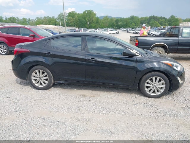 KMHDH4AE9GU480808 Hyundai ELANTRA SE