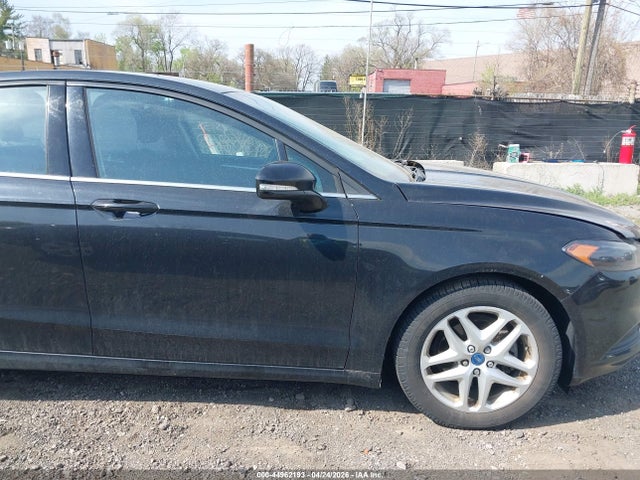 44962193 :رقم المزاد ، 1FA6P0H71E5375158 vin ، 2014 Ford Fusion Se مزاد بيع