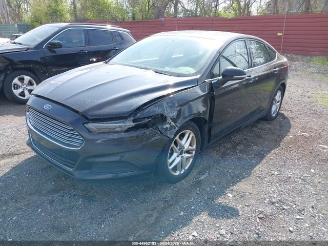44962193 :رقم المزاد ، 1FA6P0H71E5375158 vin ، 2014 Ford Fusion Se مزاد بيع