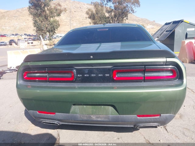 44962203 :رقم المزاد ، 2C3CDZAG7JH287355 vin ، 2018 Dodge Challenger Sxt مزاد بيع