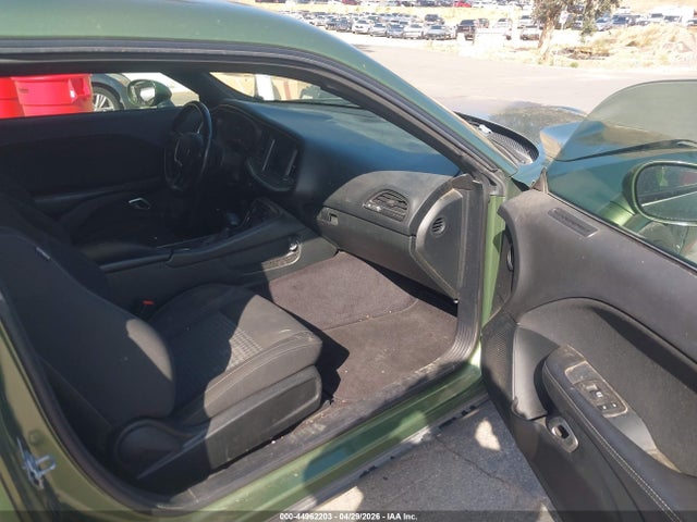 44962203 :رقم المزاد ، 2C3CDZAG7JH287355 vin ، 2018 Dodge Challenger Sxt مزاد بيع