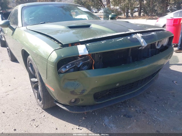 44962203 :رقم المزاد ، 2C3CDZAG7JH287355 vin ، 2018 Dodge Challenger Sxt مزاد بيع